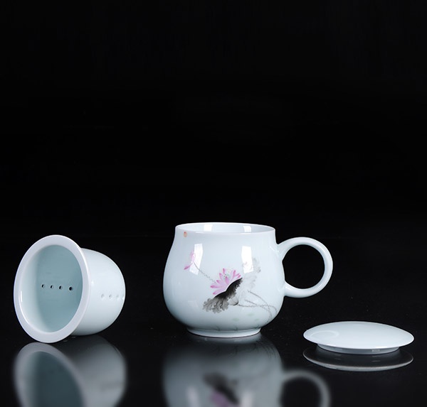 手绘仙荷花带漏茶杯