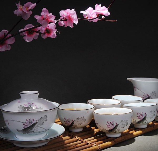 无光白荷花茶具